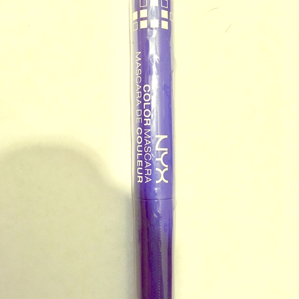 NYX Blue Mascara